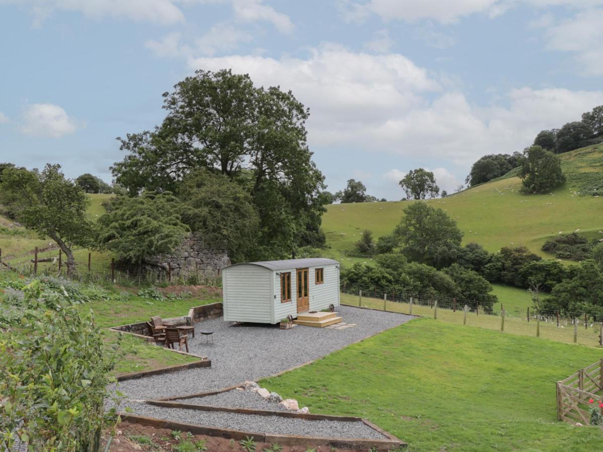 Tan Y Castell Shepherds Hut Llangollen Exterior photo